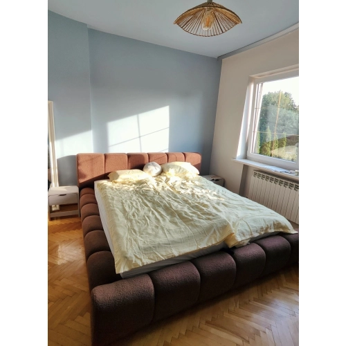 Łóżko tapicerowane DONNA w tkaninie Quelle 25 Łóżko tapicerowane DONNA w tkaninie Quelle 25
