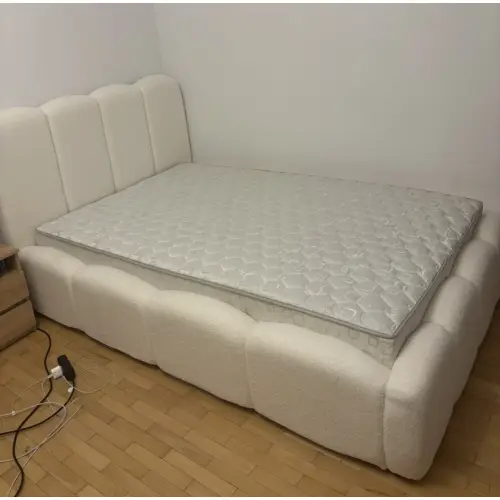 Łóżko tapicerowane KELLY w tkaninie Quelle